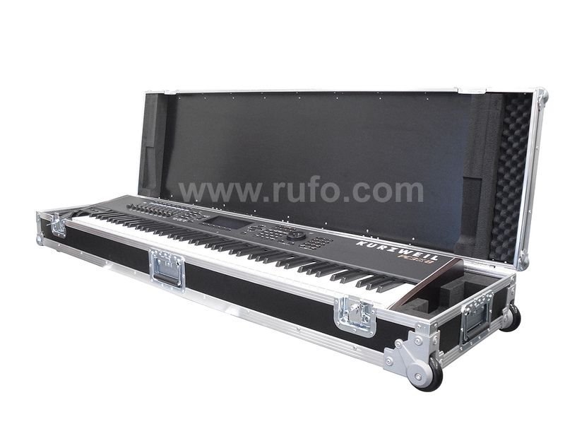 Kurzweil PC3K8 - Flightcase