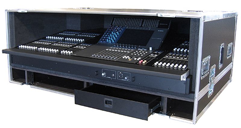 Yamaha M7CL-48 m/DH - Flightcase