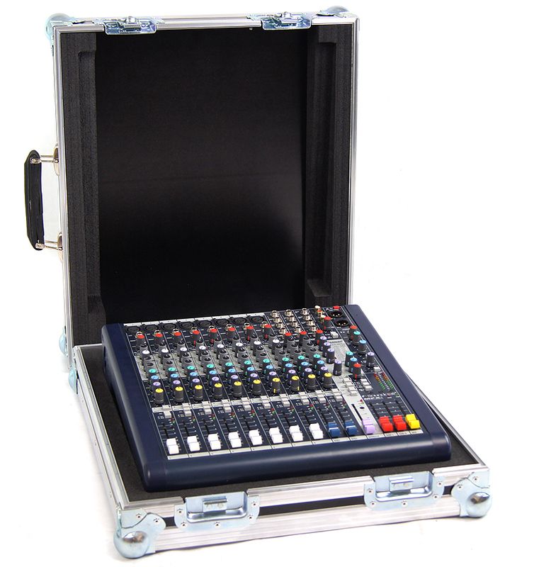 Soundcraft MFXi8/2 - Flightcase